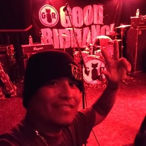 Meet your Posher, Ray nava